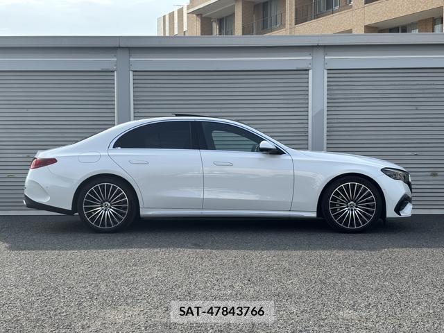 Mercedes Benz E-CLASS 2024-03 8071060-16