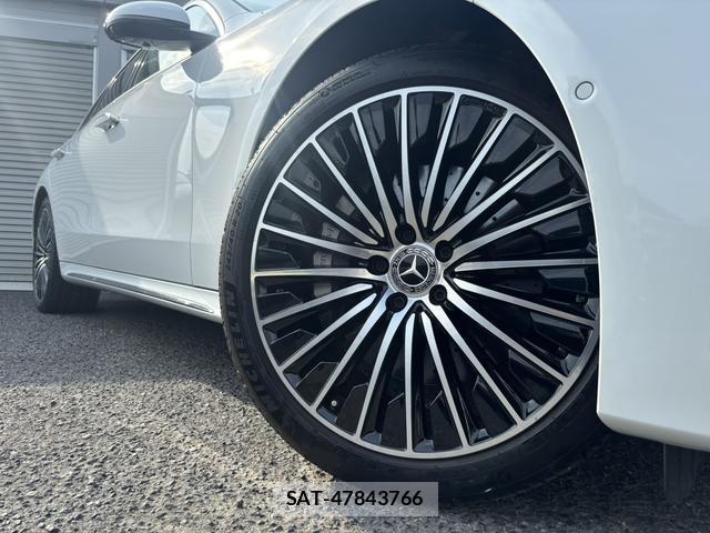 Mercedes Benz E-CLASS 2024-03 8071060-17