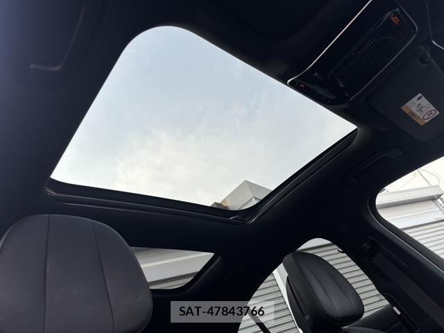Mercedes Benz E-CLASS 2024-03 8071060-6