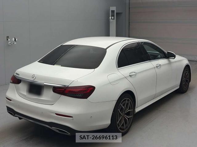 Mercedes Benz E-CLASS 2021-09 8072201-1