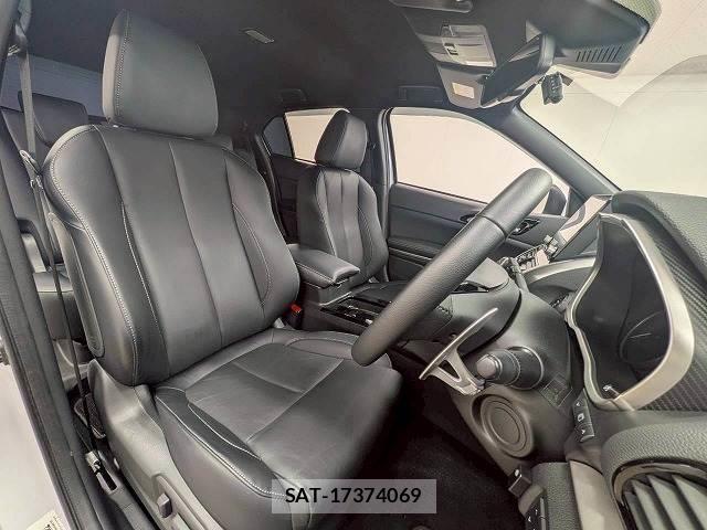 Mitsubishi ECLIPSE CROSS 2022-08 8071038-10