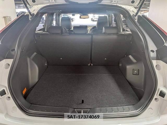 Mitsubishi ECLIPSE CROSS 2022-08 8071038-12