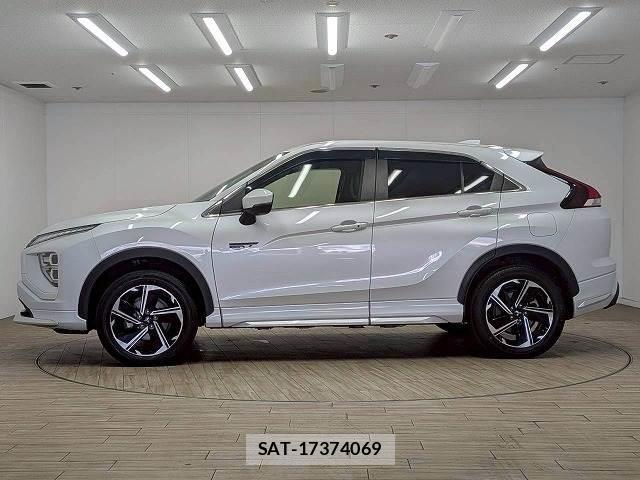 Mitsubishi ECLIPSE CROSS 2022-08 8071038-16