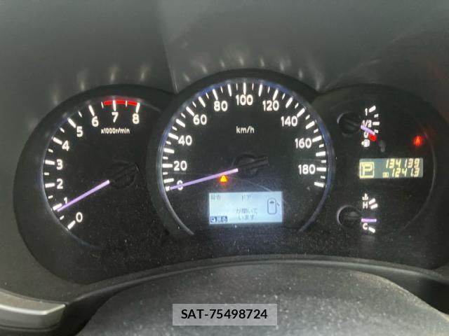 Nissan ELGRAND 2013-06 8071293-16