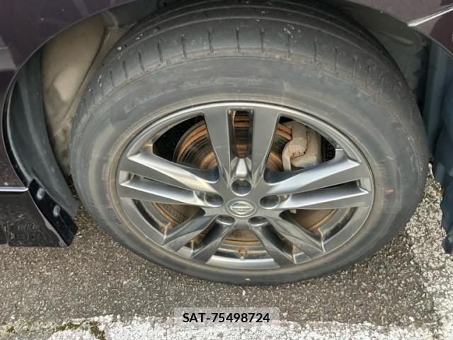 Nissan ELGRAND 2013-06 8071293-2