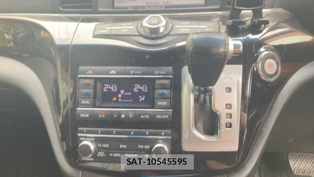 Nissan ELGRAND 2011-07 8071305-16
