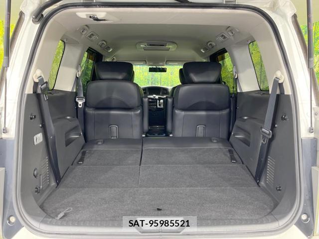 Nissan ELGRAND 2012-02 8071493-10