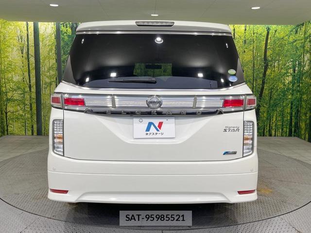 Nissan ELGRAND 2012-02 8071493-15