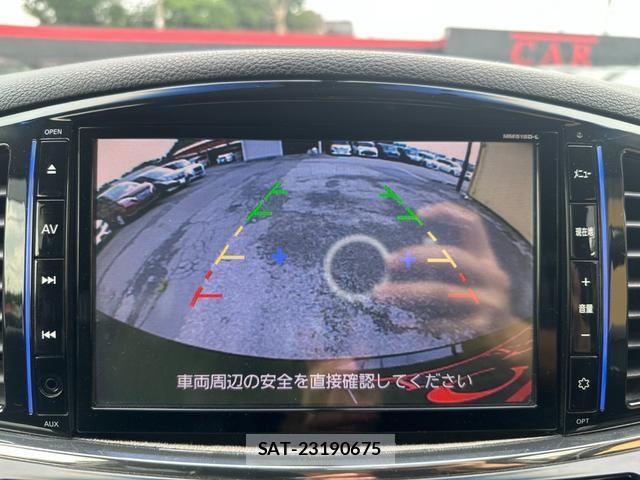 Nissan ELGRAND 2016-05 8071498-3