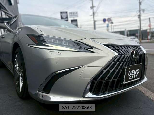 Lexus ES 2024-01 8071026-3