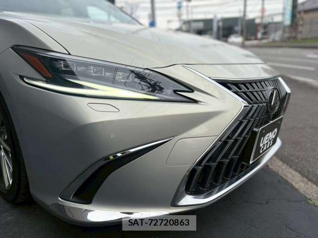 Lexus ES 2024-01 8071026-5