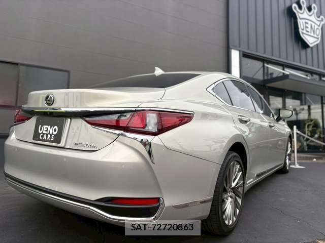 Lexus ES 2024-01 8071026-7