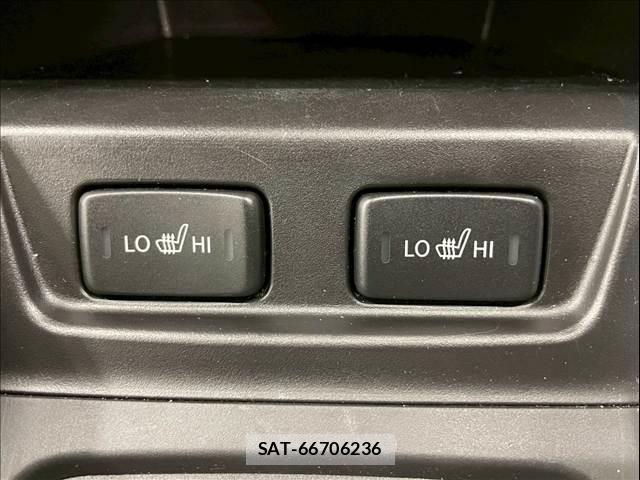 Suzuki ESCUDO 2022-04 8071421-5