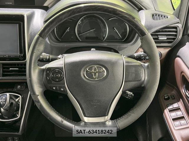 Toyota ESQUIRE 2015-07 8071491-11