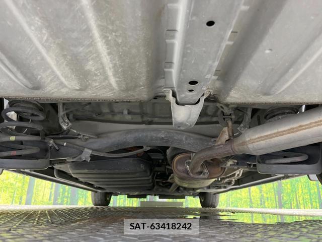Toyota ESQUIRE 2015-07 8071491-18