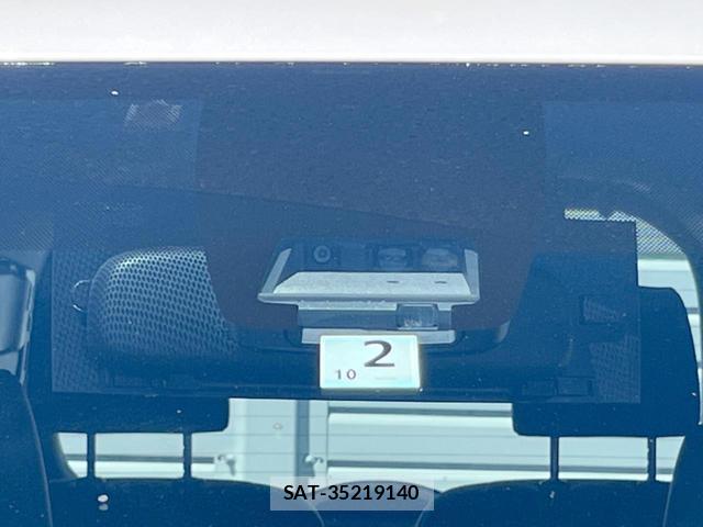 Toyota ESQUIRE 2017-02 8071736-3