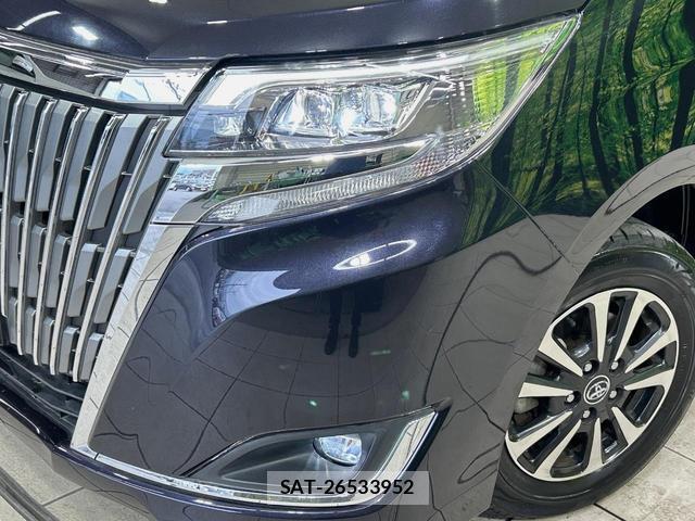 Toyota ESQUIRE 2017-07 8072392-12