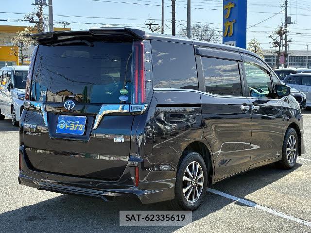 Toyota ESQUIRE 2020-08 8072512-3
