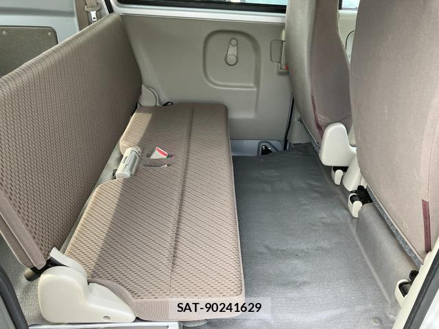Suzuki EVERY 2019-07 8071074-13
