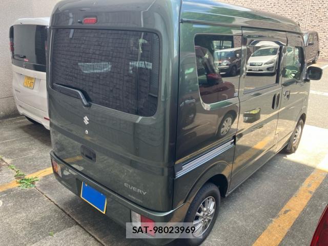 Suzuki EVERY 2021-11 8071294-5