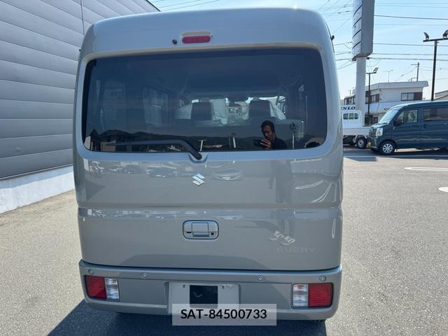 Suzuki EVERY 2026-06 8072273-12