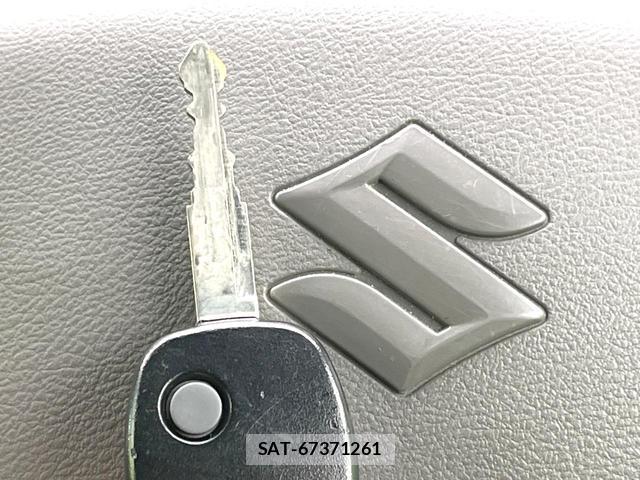 Suzuki EVERY 2022-05 8072406-3