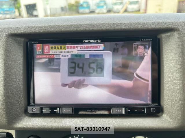 Suzuki EVERY 2013-02 8072566-4