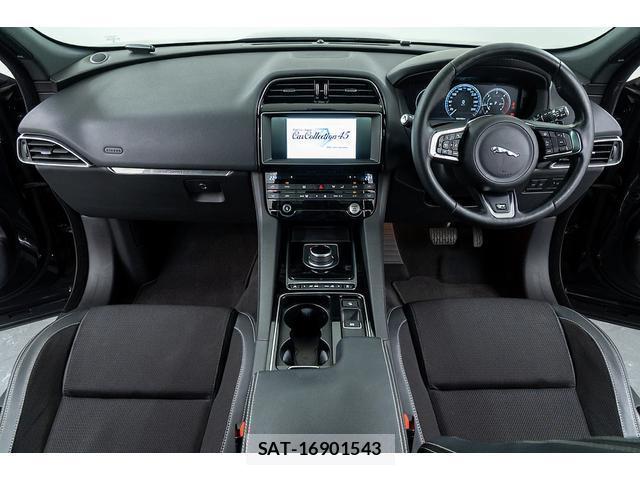 Jaguar F-PACE 2016-09 8071757-2
