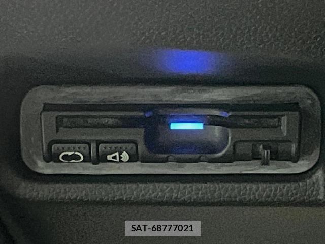 Honda FIT HYBRID 2015-03 8071082-5