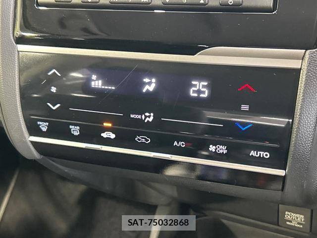 Honda FIT HYBRID 2014-05 8071135-8