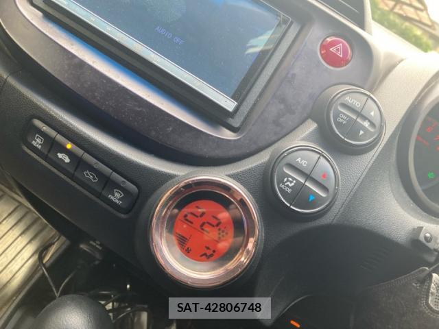 Honda FIT 2013-03 8071043-10