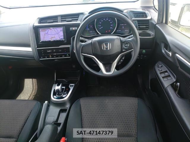 Honda FIT 2019-07 8071369-2