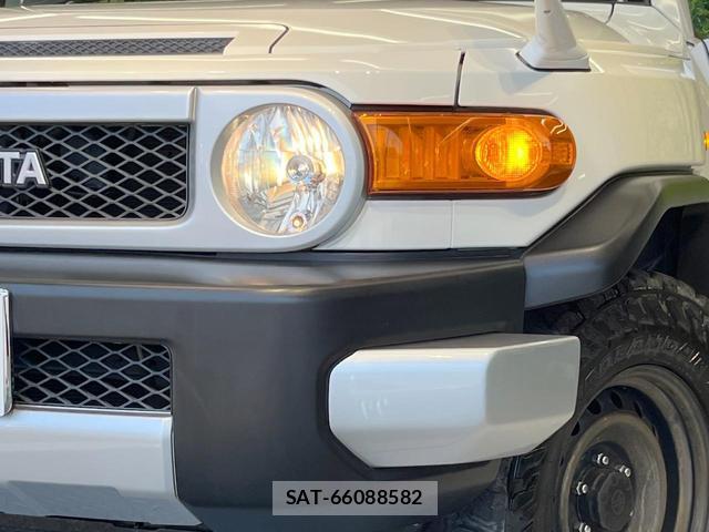Toyota FJ CRUISER 2011-01 8072345-11