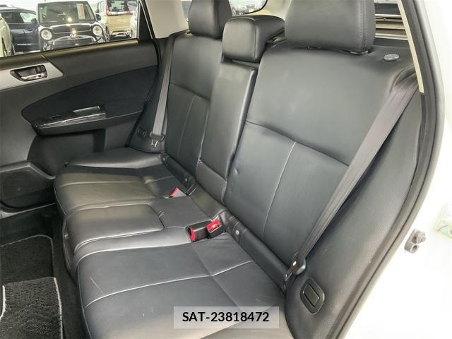 Subaru FORESTER 2012-01 8072466-12