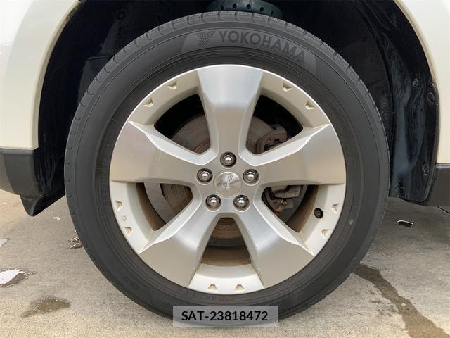 Subaru FORESTER 2012-01 8072466-17