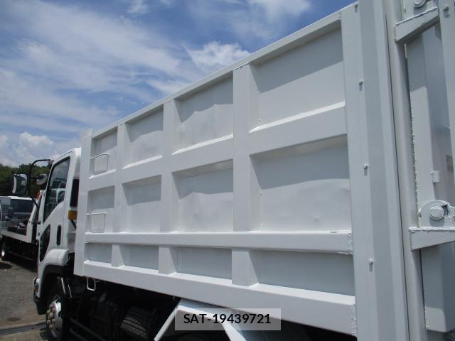 Isuzu FORWARD 2017-07 8071296-12