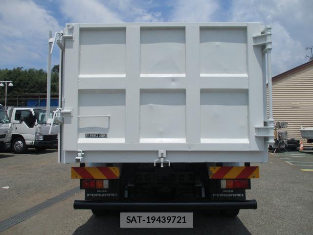 Isuzu FORWARD 2017-07 8071296-14
