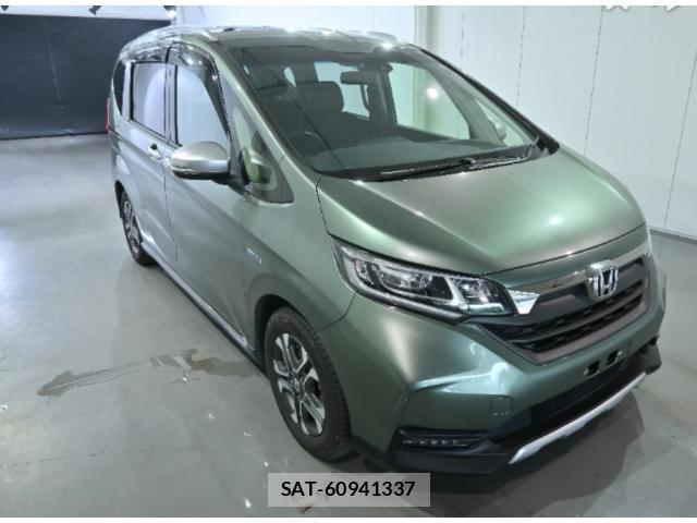 Honda FREED HYBRID 2021-10 8070889-3