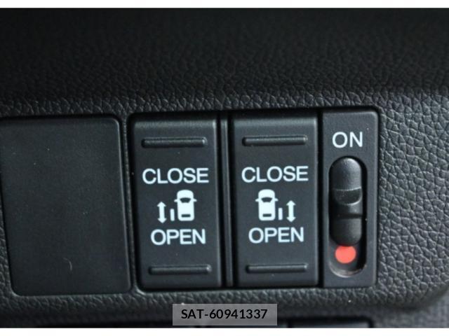 Honda FREED HYBRID 2021-10 8070889-8