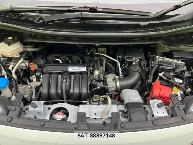Honda FREED HYBRID 2020-02 8070934-18