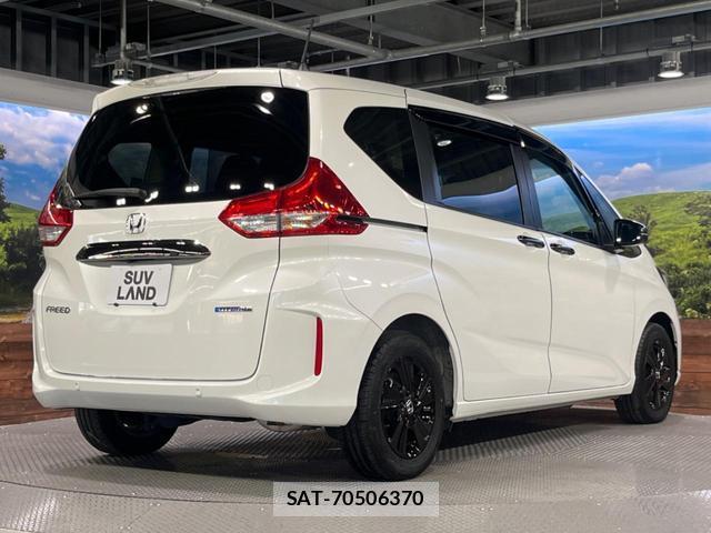 Honda FREED HYBRID 2024-03 8071167-18