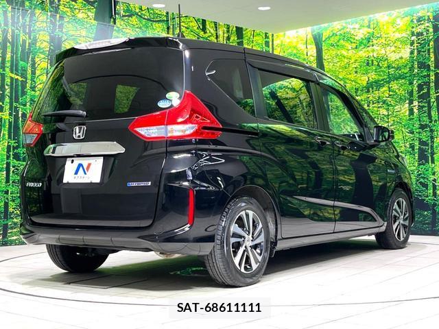 Honda FREED HYBRID 2017-08 8071237-18