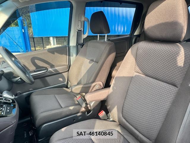 Honda FREED HYBRID 2023-11 8071560-12