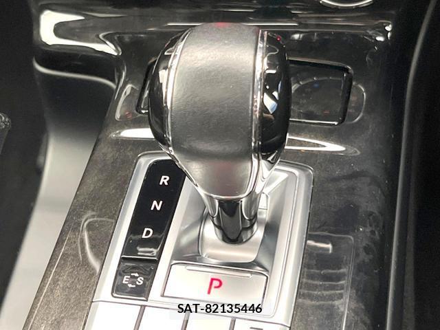 Mercedes Benz G-CLASS 2015-04 8071675-11