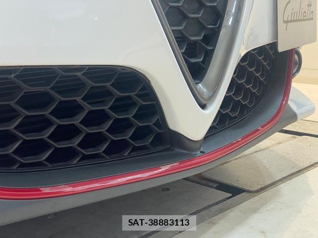 ALFA ROMEO GIULIETTA 2017-06 8070975-10