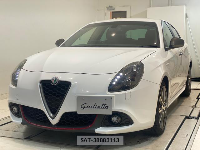 ALFA ROMEO GIULIETTA 2017-06 8070975-2