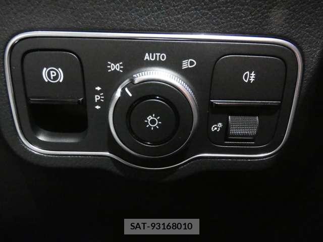 Mercedes Benz GLA-CLASS 2023-10 8071707-14