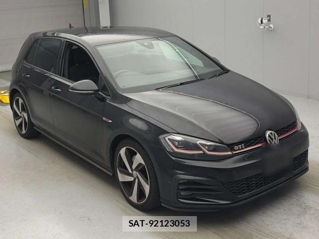 VolksWagen GOLF GTI 2017-06 8072200-8