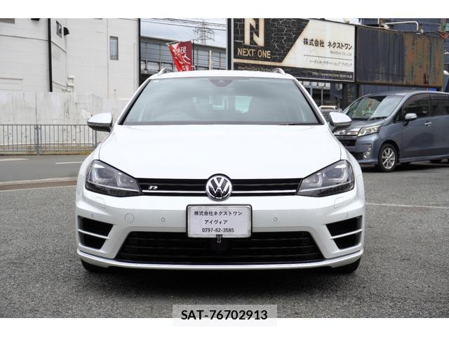 VolksWagen GOLF R VARIANT 2017-04 8071924-5