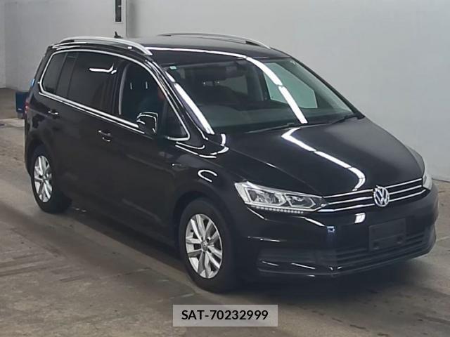 VolksWagen GOLF TOURAN 2017-06 8071011-5